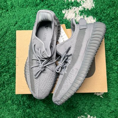 adidas Yeezy Boost 350 V2 Steel Grey Size 10M/11.5W