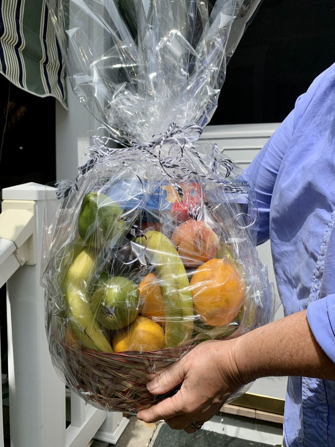 $100 Fresh Fruit Basket 