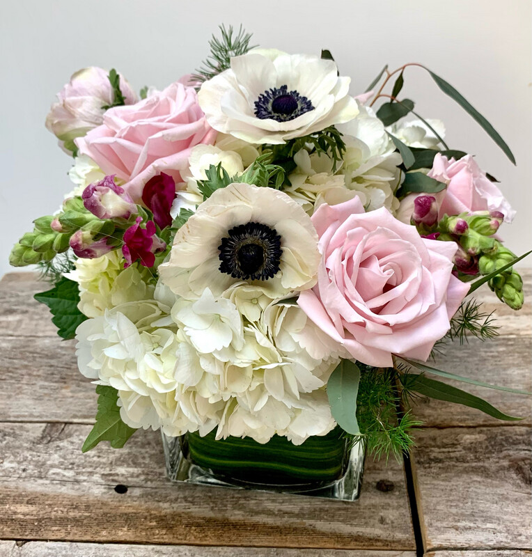 $90 Seasonal Fresh Flower Vase Arrangement