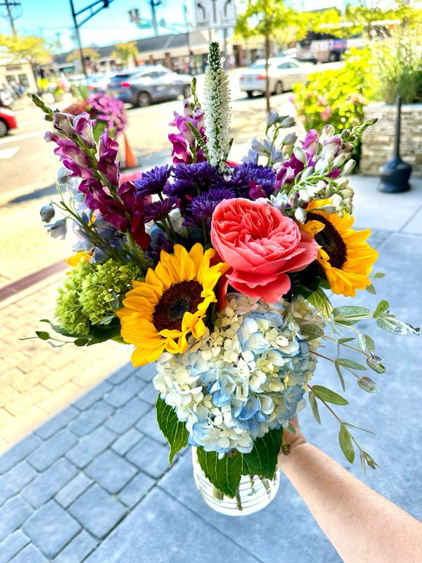 $90 Seasonal Fresh Flower Vase Arrangement