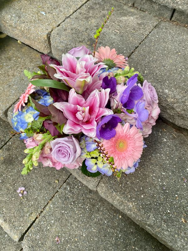 $200 Seasonal Fresh Flower Vase Arrangement