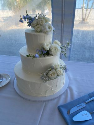 ICONA Diamond Beach Wedding Florist