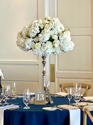 Renault Winery Wedding Florist
