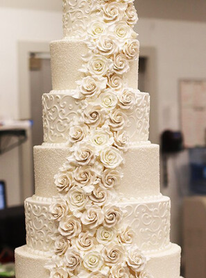 WEDDING cakes 