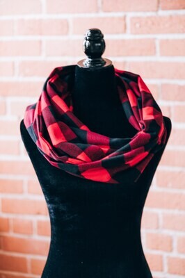 Mammoth Buffalo Plaid Infinity Scarf with Hidden Pocket (Flannel) Mammoth Buffalo Plaid Infinity Scarf with Hidden Pocket (Flannel)