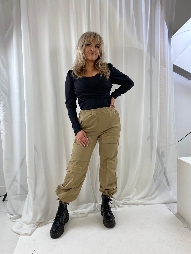 Ambika Cargo pant camel F000351