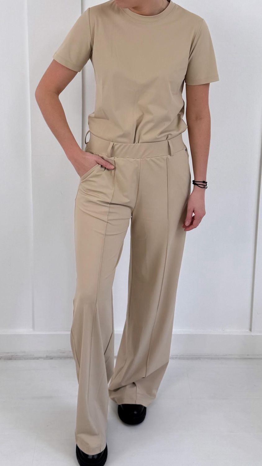 Ambika Pantalon Gracelynn effen sand Gracelynn effen
