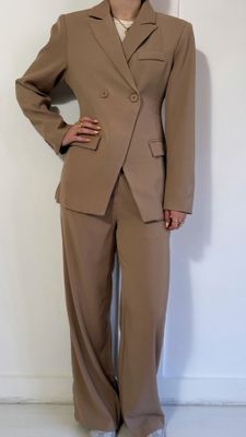 Ambika Hazel Pantalon 05 Camel Hazel-05