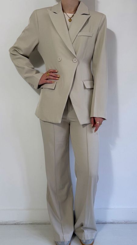 Ambika Silvy Blazer kit Silvy