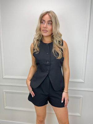 Ambika Gilet met knoop black Mia-24