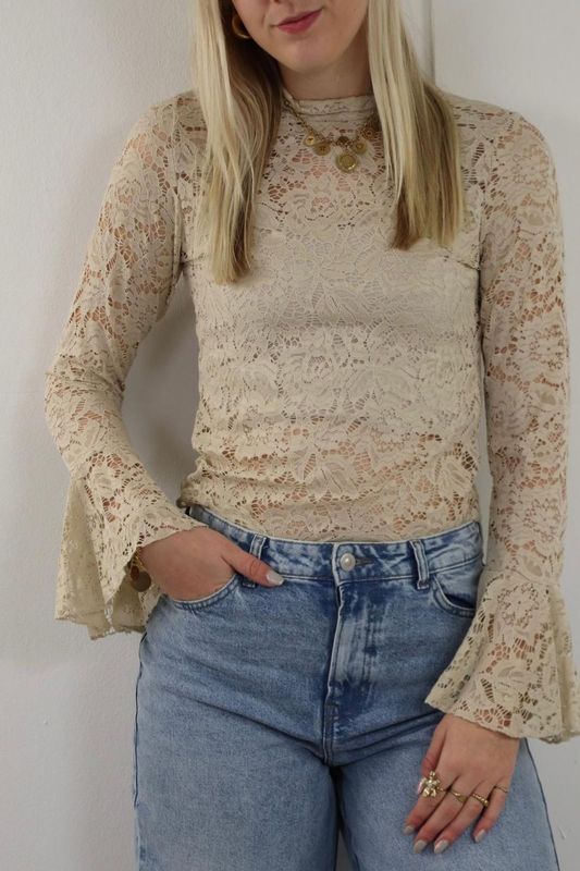 Nameless Lace Top BEIGE P-320
