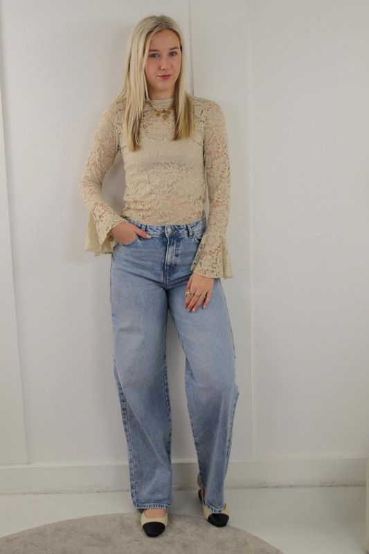 Nameless Lace Top BEIGE P-320