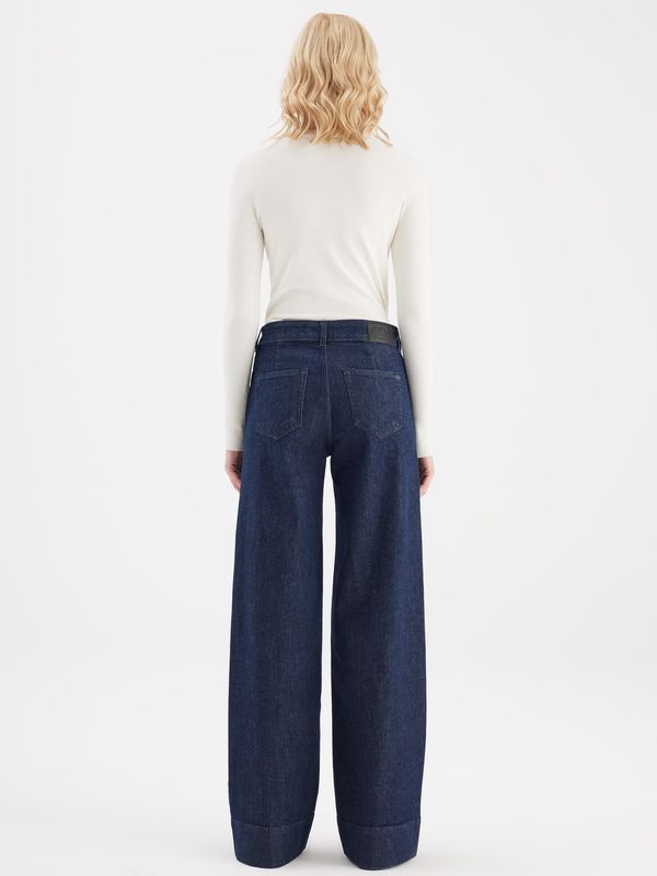Cup Of Joe Denim mid waist wide straight Raw Layla