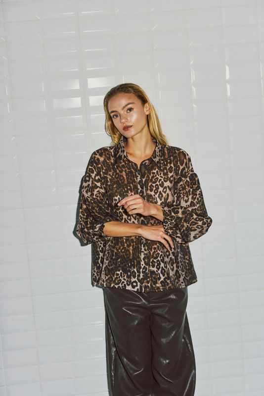 WithBlack WBLANNIKA LEO LS SHIRT leo print 00001868