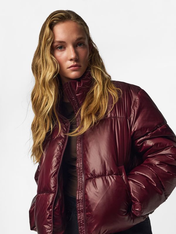 Pieces PCAMILIA SHORT PUFFER JACKET PWP Winetasting 17166350