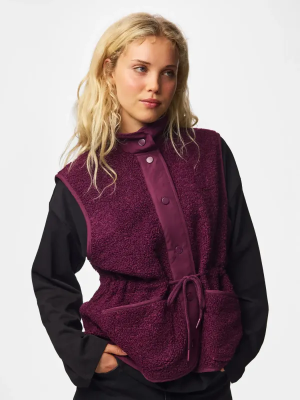 Pieces PCKATTY HIGH NECK VEST BC Pickled Beet 17168843