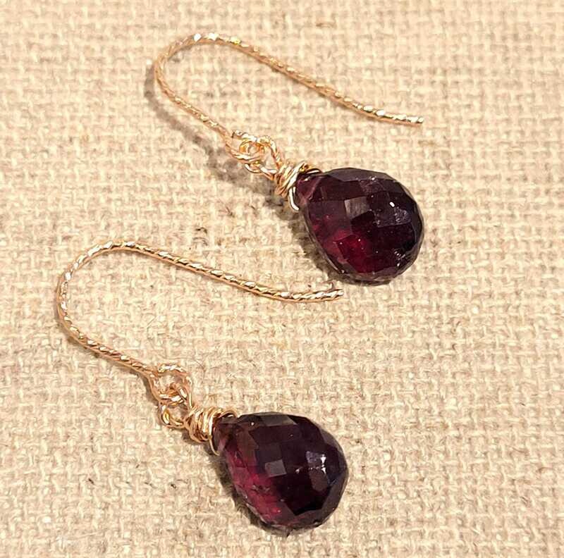 Boucles d'Oreilles en Grenat