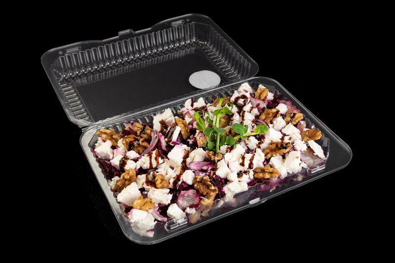 Kazas siera salāti ar bietēm un valriekstiem, 500 g