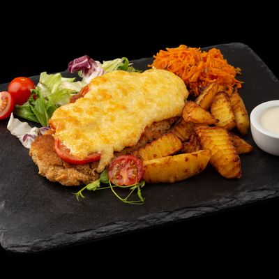 Pamatēdiens: Vistas karbonāde franču gaumē ar piedevām 