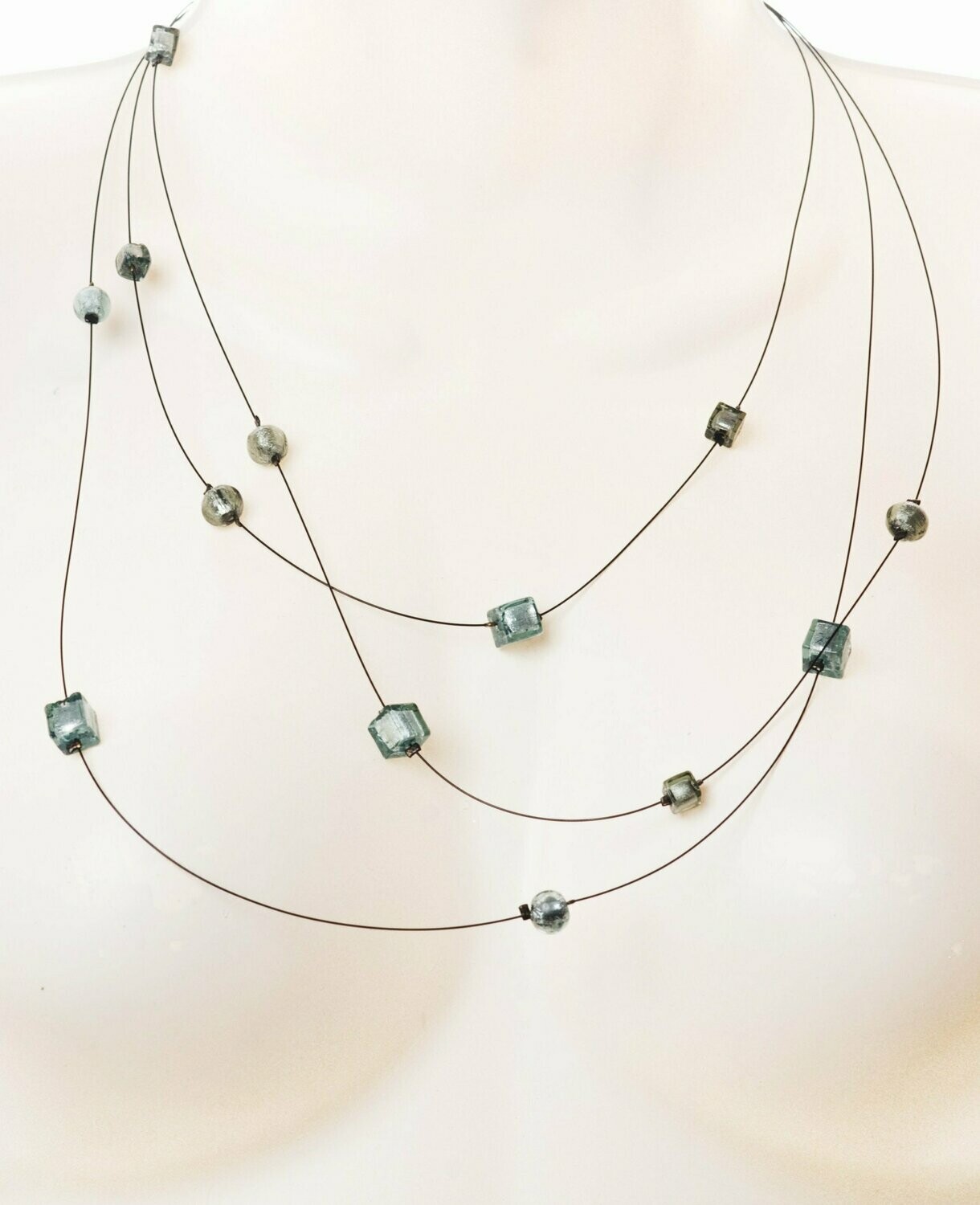 Collier Bérénice Noir et feuille d'argent