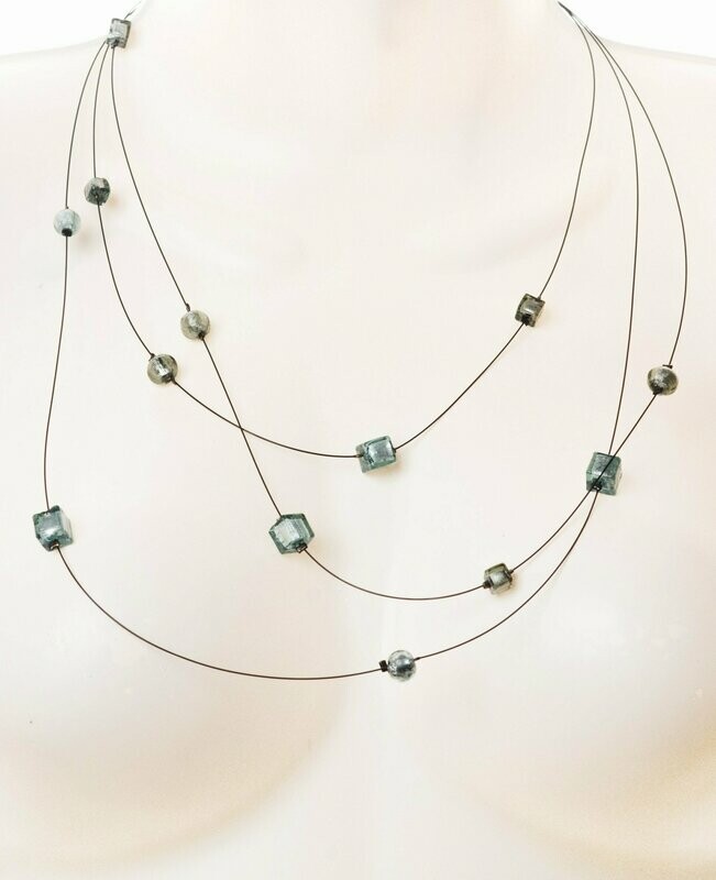 Collier Bérénice Noir et feuille d'argent