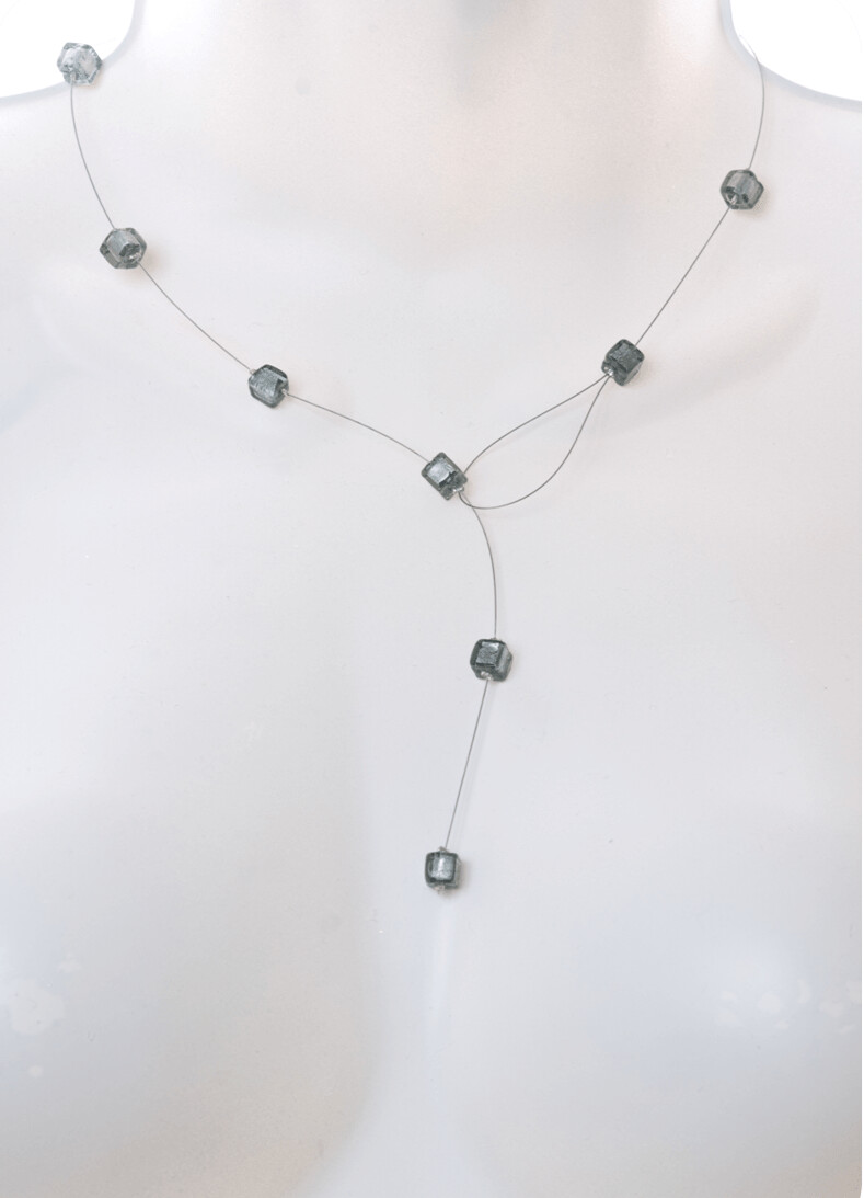 Collier Eridan Noir et feuille d'argent