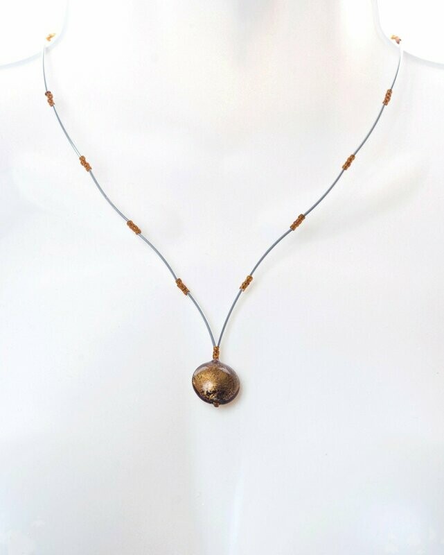 Collier Vénus Marron et feuille d'or