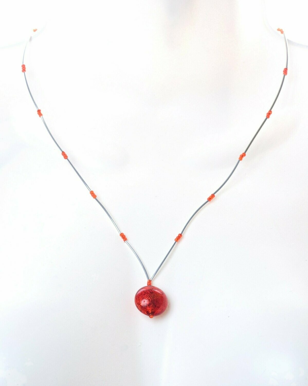 Collier Vénus Rouge et feuille d'or