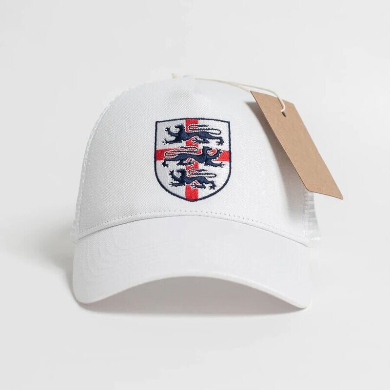 Trucker White with English 3 Lions