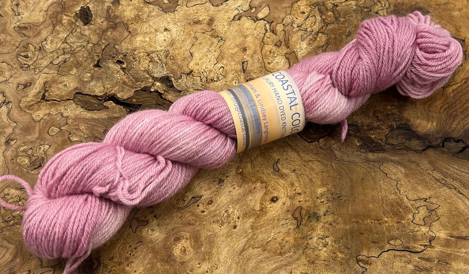 60% Merino 20% Cashmere 20% Rose