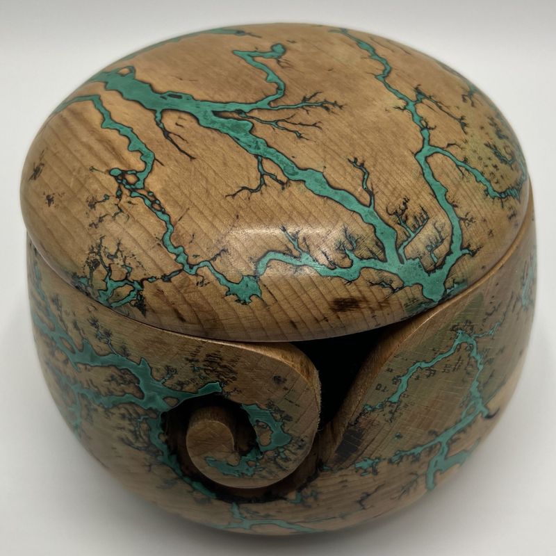 green inlaid lidded yarn bowl