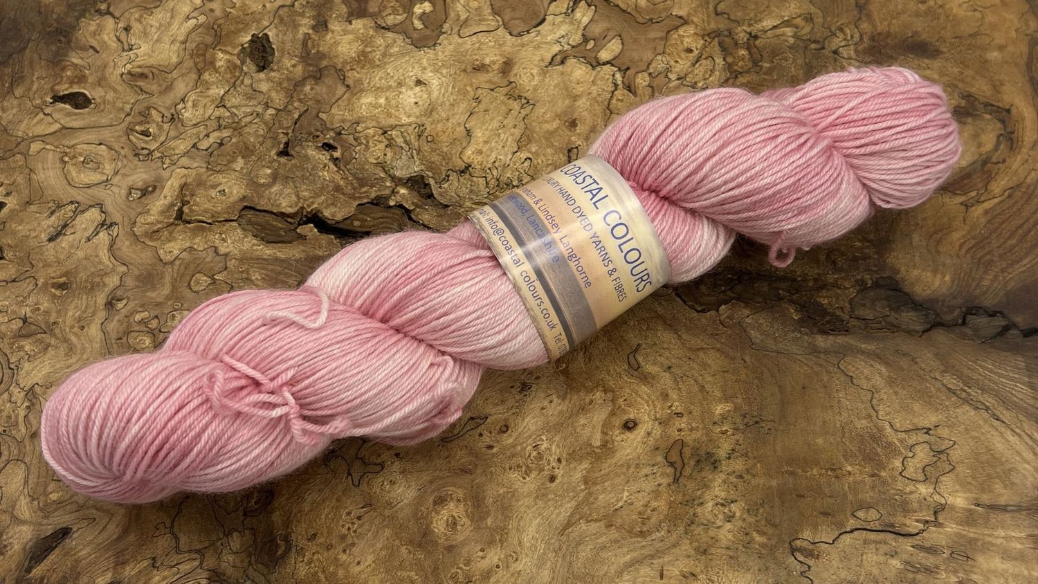 ​70% Superwash Merino Wool 20% Baby Alpaca 10% Silk 4ply