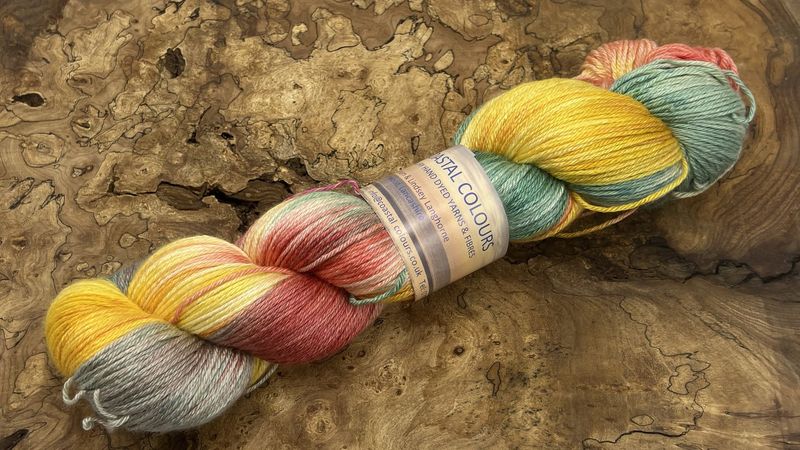 ​55% Superwash Bluefaced Leicester Wool 45% Silk 4ply