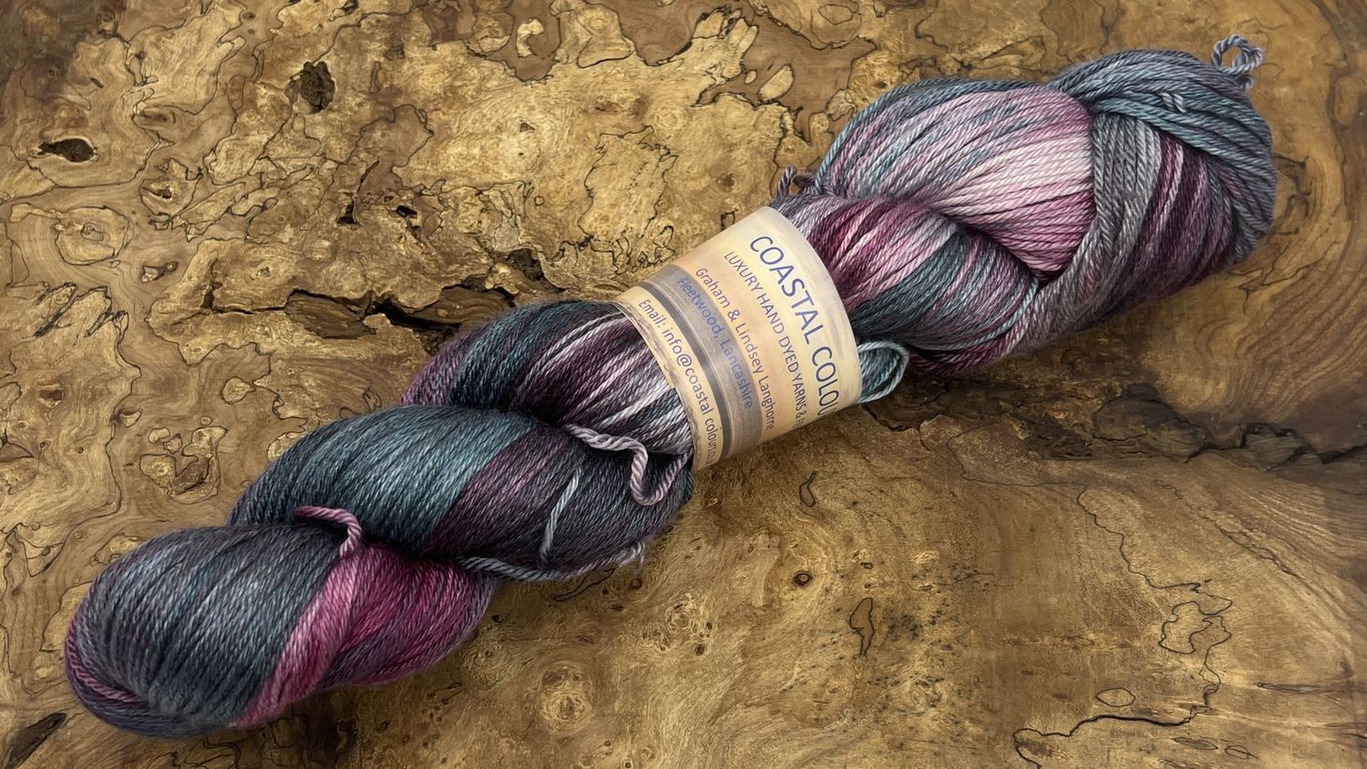 ​50% Superwash Merino Wool 50% Silk 4ply