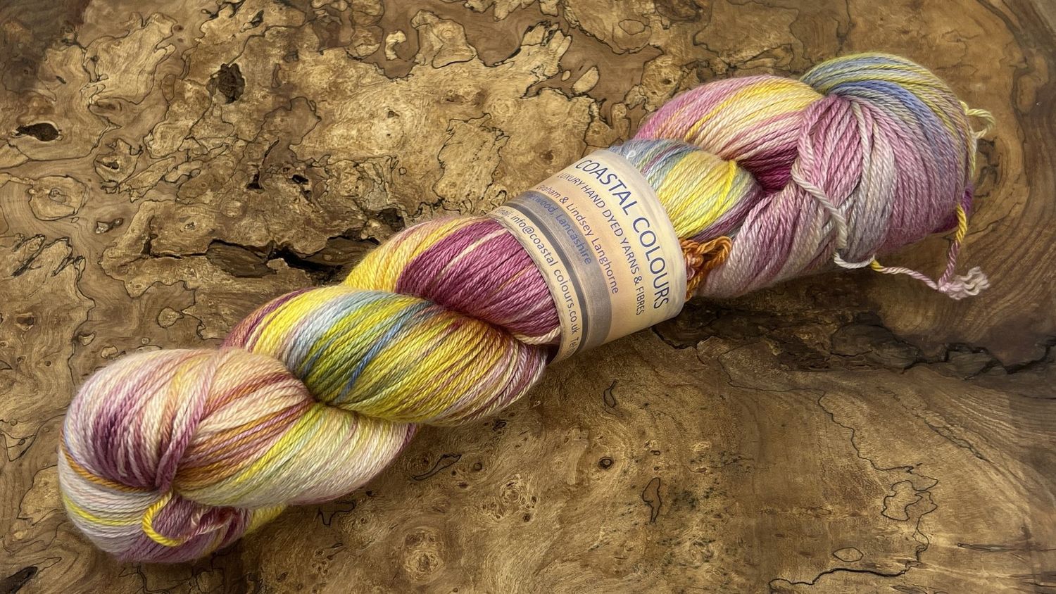​50% Superwash Merino Wool 50% Silk 4ply