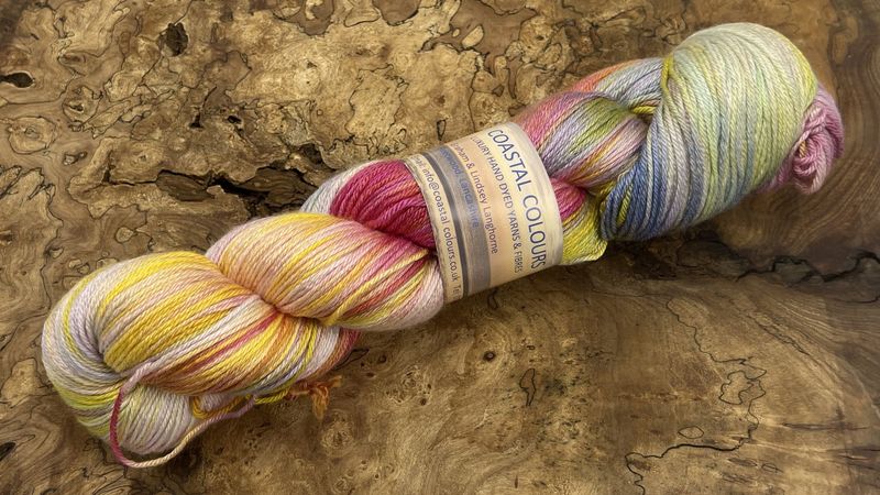 ​50% Superwash Merino Wool 50% Silk 4ply