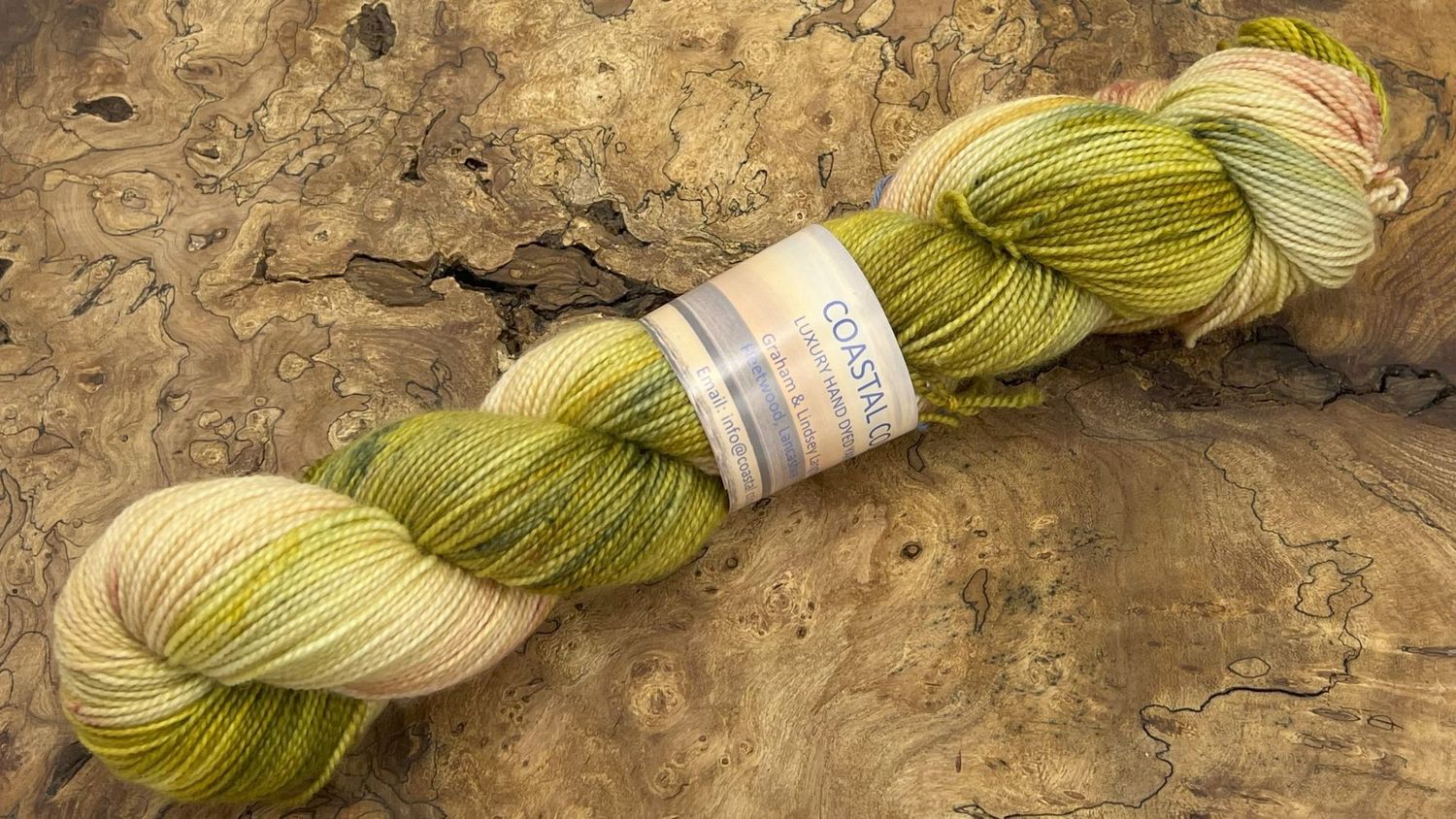 ​80% Superwash Merino Wool 10% Cashmere 10% Nylon HT 4ply