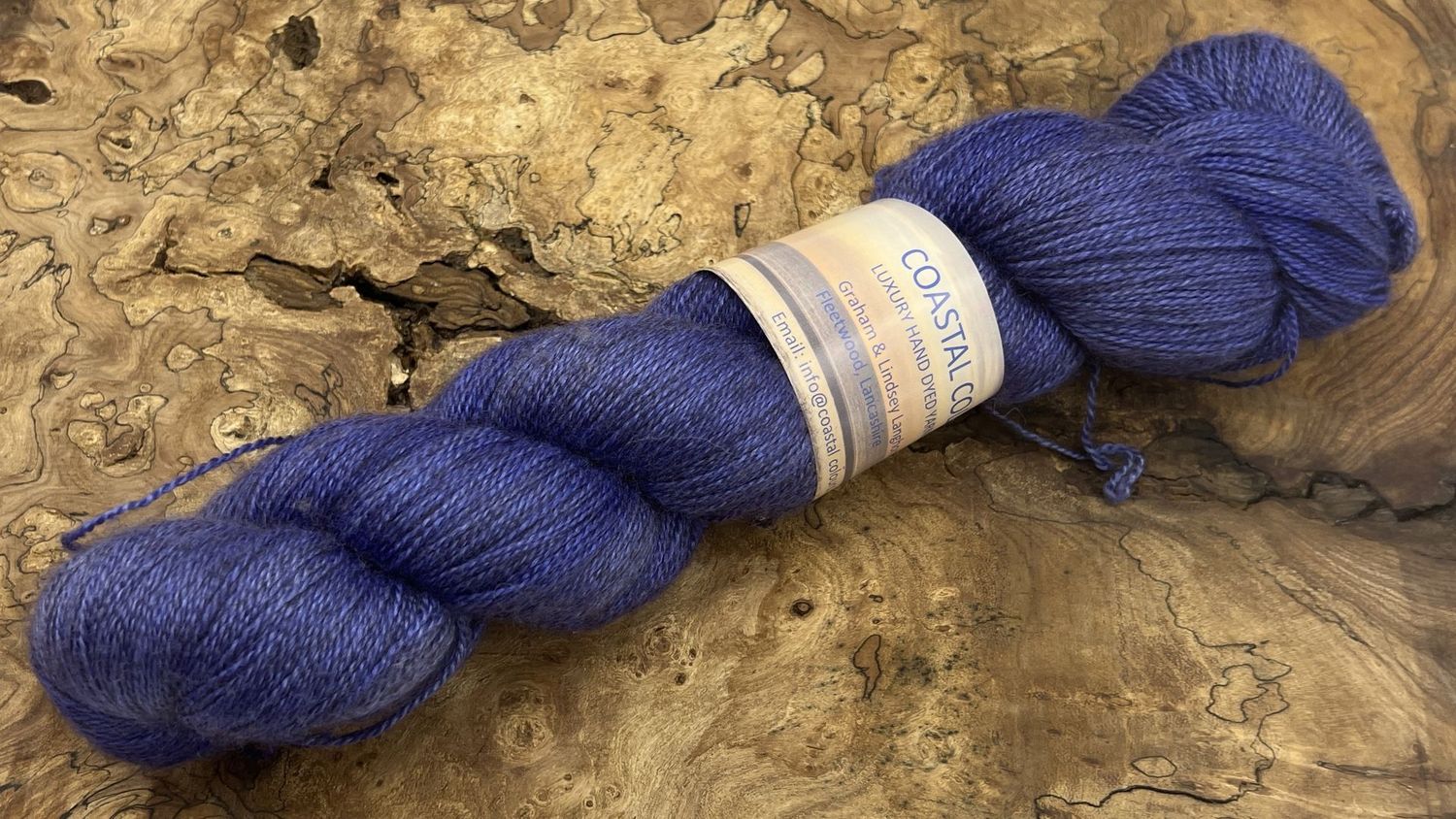 ​60% Superwash Merino Wool 20% Silk 20% Yak 2ply Lace