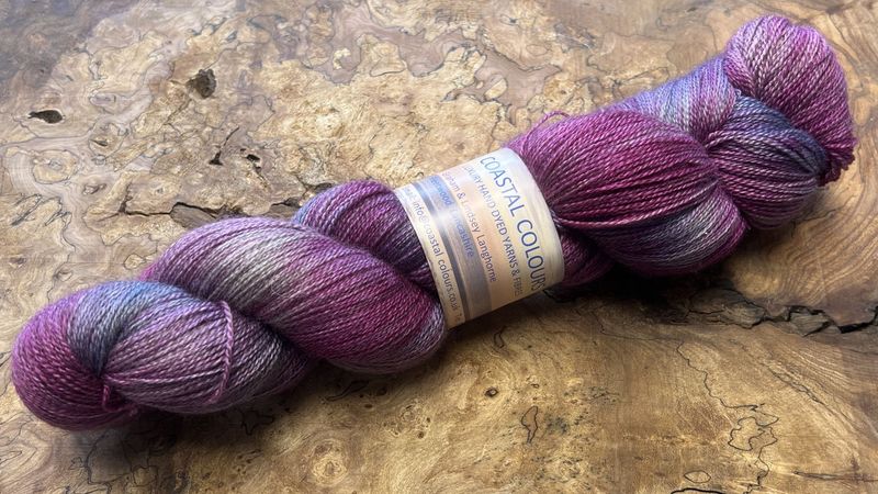 ​60% Superwash Merino Wool 20% Silk 20% Yak 2ply Lace
