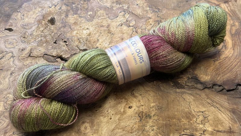 ​60% Superwash Merino Wool 20% Silk 20% Yak 2ply Lace