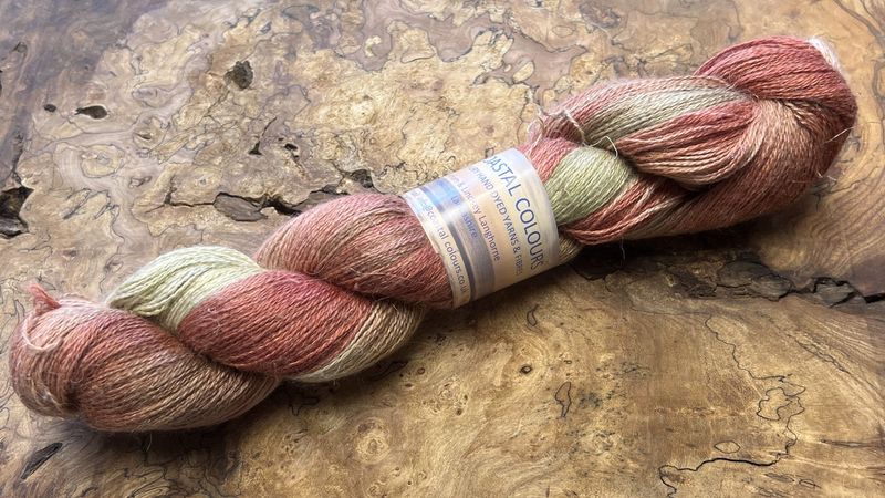 800m lace ​50% Baby Alpaca 25% Silk 25% Linen