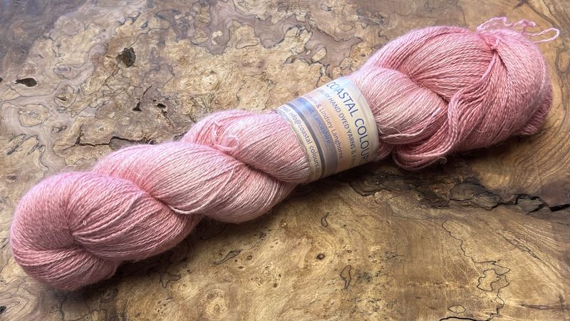 800m lace ​50% Baby Alpaca 25% Silk 25% Linen