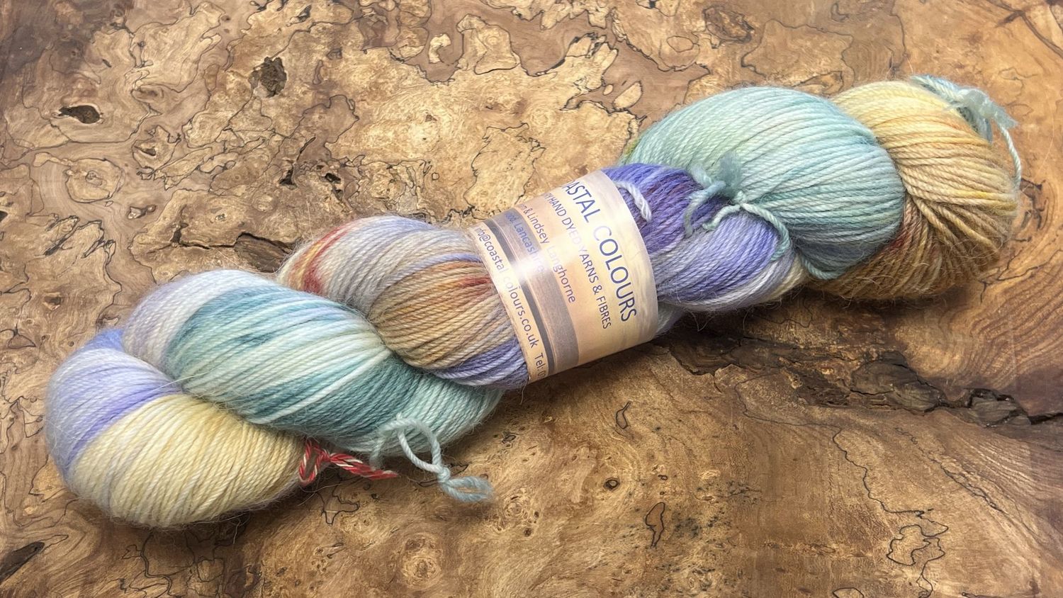 60% Superwash Merino Wool 20% Superfine Alpaca 20% Nylon 4ply 60% Superwash Merino Wool 20% Superfine Alpaca 20% Nylon 4ply