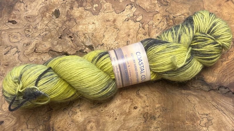 60% Superwash Merino Wool 20% Superfine Alpaca 20% Nylon 4ply 60% Superwash Merino Wool 20% Superfine Alpaca 20% Nylon 4ply