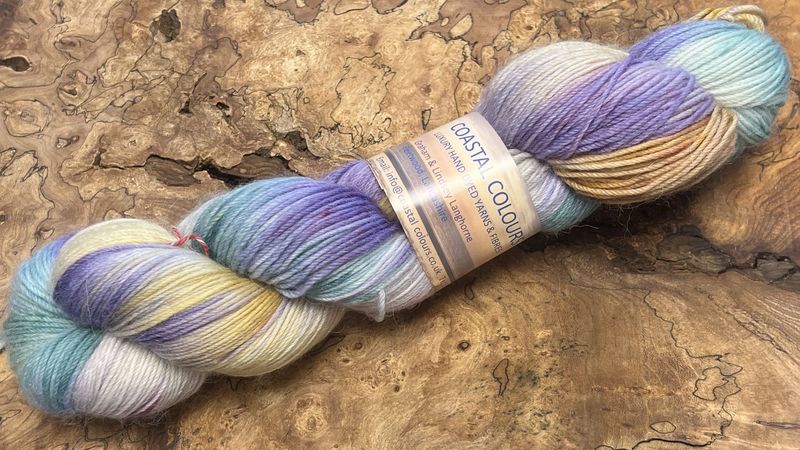 60% Superwash Merino Wool 20% Superfine Alpaca 20% Nylon 4ply 60% Superwash Merino Wool 20% Superfine Alpaca 20% Nylon 4ply