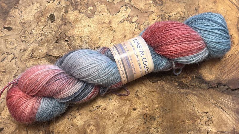 60% Superwash Merino Wool 20% Superfine Alpaca 20% Nylon 4ply 60% Superwash Merino Wool 20% Superfine Alpaca 20% Nylon 4ply