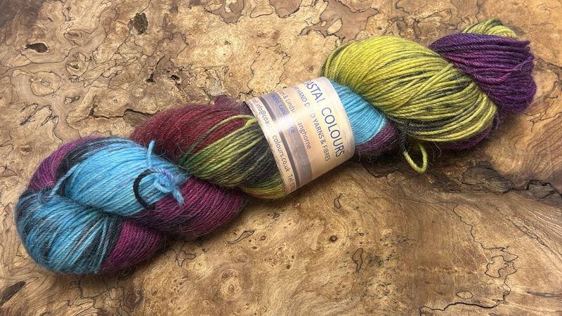 60% Superwash Merino Wool 20% Superfine Alpaca 20% Nylon 4ply 60% Superwash Merino Wool 20% Superfine Alpaca 20% Nylon 4ply