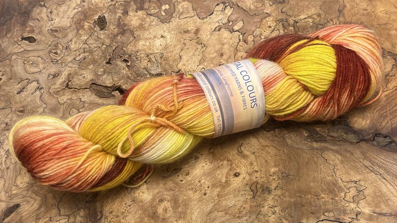 60% Superwash Merino Wool 20% Superfine Alpaca 20% Nylon 4ply 60% Superwash Merino Wool 20% Superfine Alpaca 20% Nylon 4ply