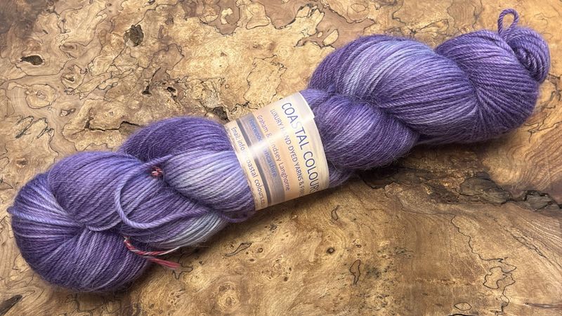 60% Superwash Merino Wool 20% Superfine Alpaca 20% Nylon 4ply 60% Superwash Merino Wool 20% Superfine Alpaca 20% Nylon 4ply