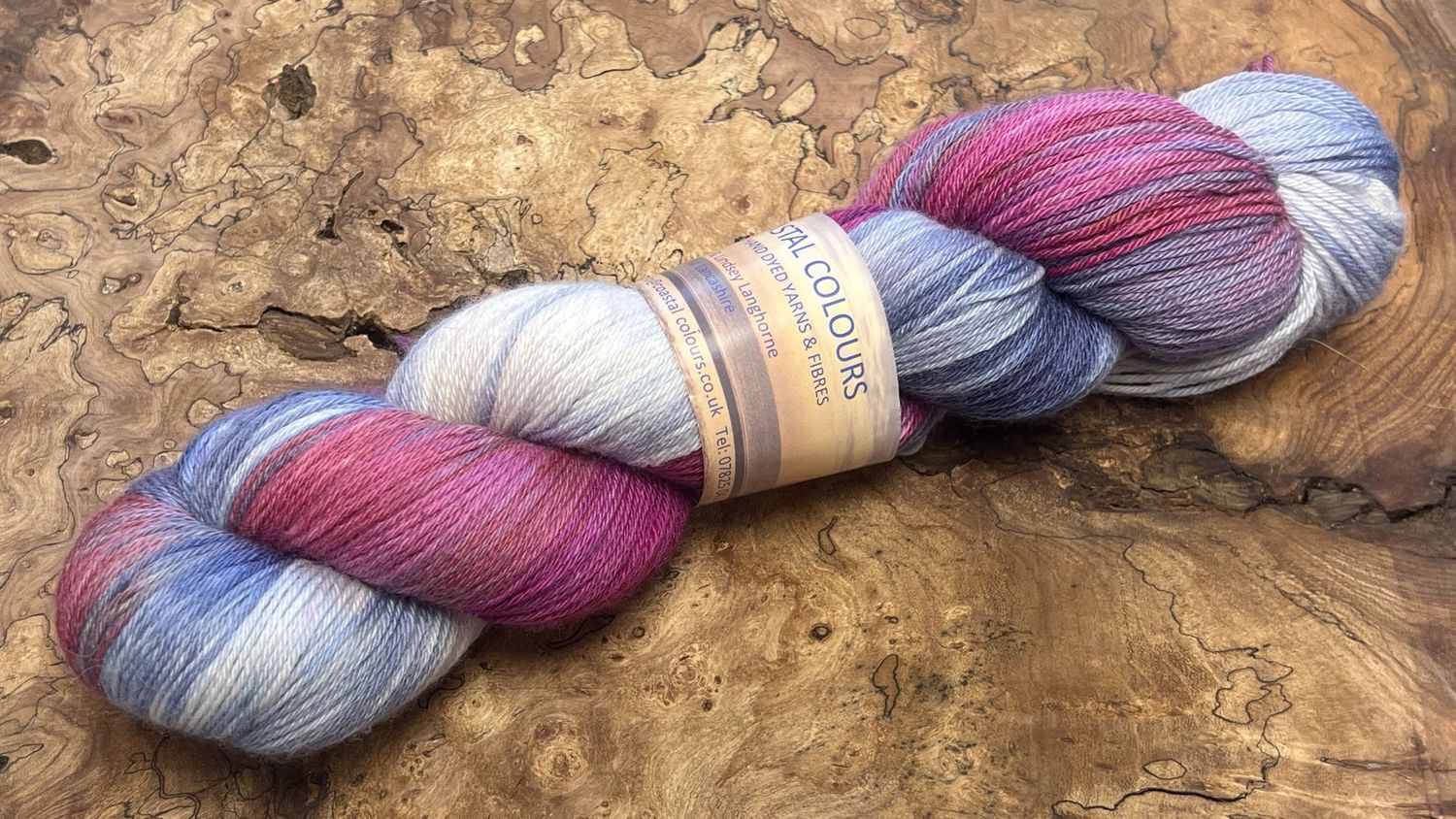 60% Merino 22.5% Royale Alpaca 17.5% Mulberry Silk 4ply 60% Merino 22.5% Royale Alpaca 17.5% Mulberry Silk 4ply